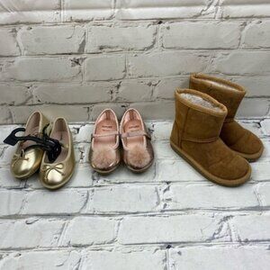 3 Pairs‎ Sz 7 Toddler Shoes